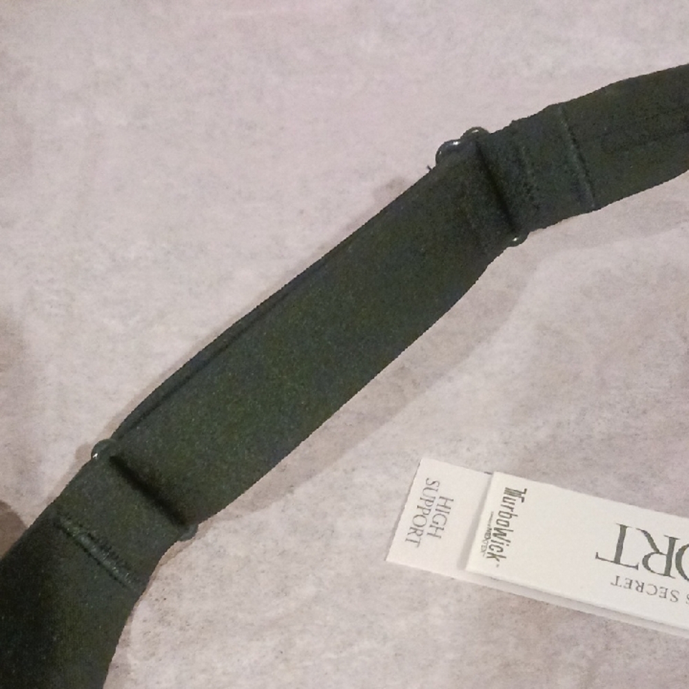 Jockey Black Zip-Front Sports Bra - Picture 9 of 13